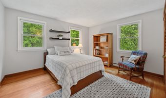 876 S Brooksvale Rd, Cheshire, CT 06410