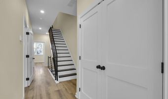 2670 BRADDOCK St, Philadelphia, PA 19125