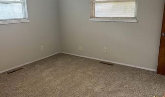 2104 W Runyan Ave, Artesia, NM 88210