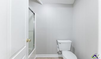 355 Old Oak Rd, Macon, GA 31216