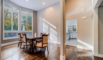 4 Ayr Ct, Airmont, NY 10901