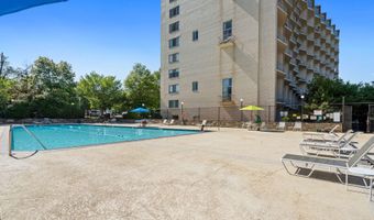 1200 N NASH St N 531, Arlington, VA 22209