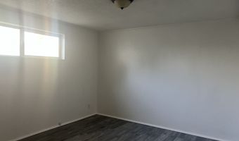 914 Country Club Dr, Elko, NV 89801