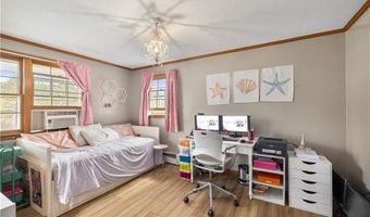 9 Plantation Dr, Cumberland, RI 02864