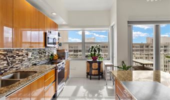 18061 Biscayne Blvd PH01, Aventura, FL 33160