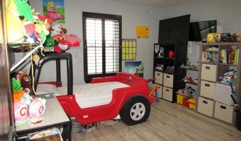 27 W Compress Rd, Artesia, NM 88210