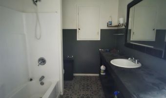 519 S B St, Arkansas City, KS 67005
