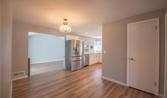 1 Knollwood Dr, Cumberland, RI 02864