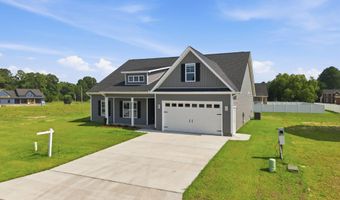 823 Mulligan Dr, Ayden, NC 28513