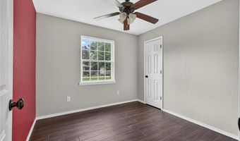 702 9th St, Barling, AR 72923