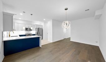 410 Morris Pl, Roselle, NJ 07203