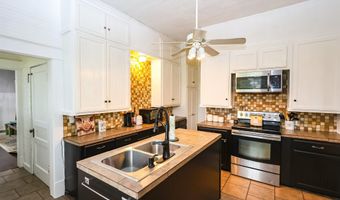 114 N MAIN St, Amity, AR 71921