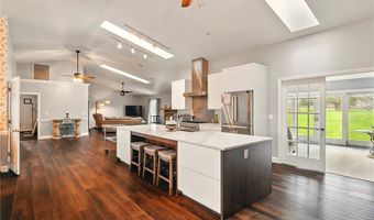 5901 Gibbs Rd, Andover, OH 44003