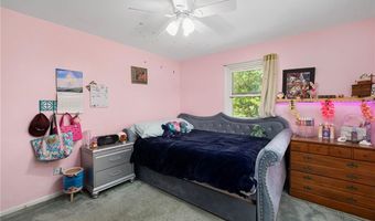 34 Terrace Dr, East Greenwich, RI 02818