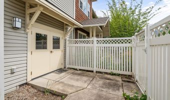 905 Skylark Pl, Ashland, OR 97520