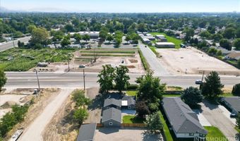 3029 N Maple Grove Rd, Boise, ID 83704