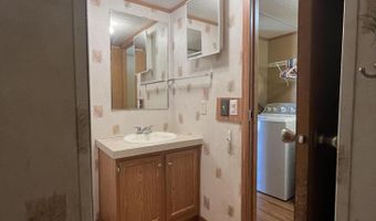 139 Poplar St, Benton, TN 37307