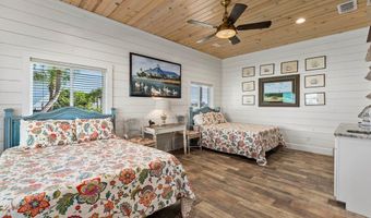140 Bay Hbr, Aransas Pass, TX 78336