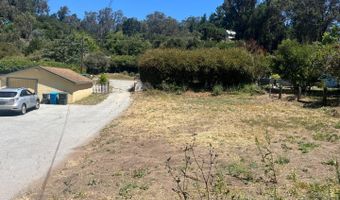 910 Carr Ave, Aromas, CA 95004