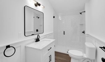 383 Navesink Ave, Atlantic Highlands, NJ 07716