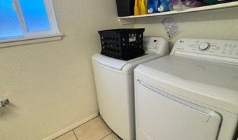 812 CARPER Dr, Artesia, NM 88210