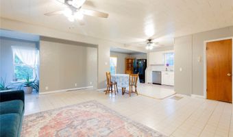 110 W Lakeshore Dr, McAlester, OK 74501