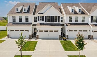 855-2 Dipper Ln, Aurora, OH 44202