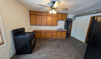 111 N FIFTH St, Abbotsford, WI 54405