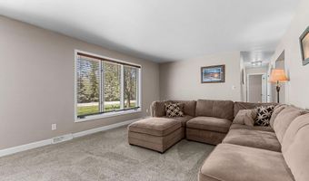 3460 IRENE St, Appleton, WI 54913