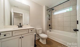 2400 Commonwealth Ave, Charlotte, NC 28205