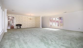 521 W CROSS St, Benton, AR 72015