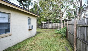 4613 EDGEWATER Dr, Orlando, FL 32804