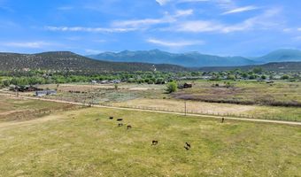 42 Hondo Seco Rd, Arroyo Hondo, NM 87513