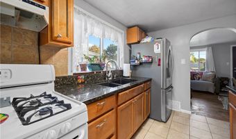 394 Long St, Amherst, OH 44001