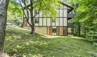 8 Carlisle Ct 8, Brookfield, CT 06804
