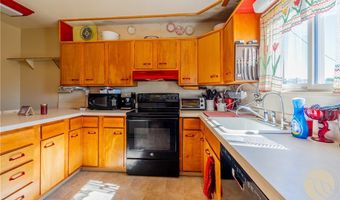 321 S 3rd St, Bridger, MT 59014