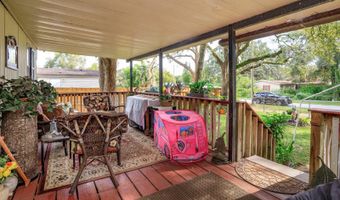 25047 MADISON St, Astatula, FL 34705