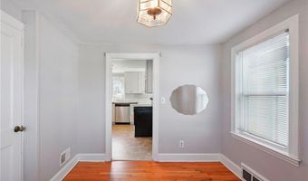 243 Col John Gardner Rd, Narragansett, RI 02882
