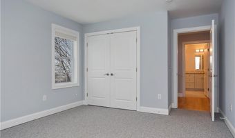 314 Chases Way A, Middletown, RI 02842