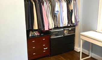 626 S IRVING St, Arlington, VA 22204