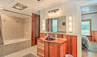 33823 SR 706 E 1, Ashford, WA 98304