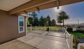 96546 SUNRIDGE Ter, Brookings, OR 97415