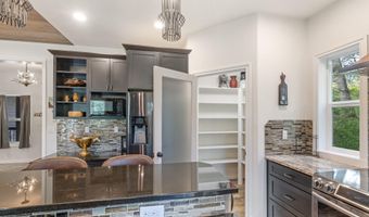 26 Hanaford Rd, Blanchard, ID 83804