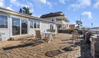 64 Harbor Inn Rd, Bayville, NJ 08721