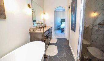 811 S Ibis St, Aberdeen, SD 57401