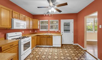 547 Howard Ave, Biloxi, MS 39530