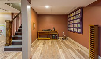 4951 W Liberty Rd, Ann Arbor, MI 48103