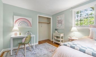 215 Middle Rd, Boxborough, MA 01719