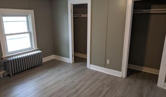 27 Trinity Pl, Amsterdam, NY 12010