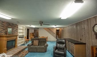 1302 E Linden St, Algona, IA 50511